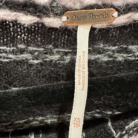 Free People Cropped Sweater - Picture 3 of 4